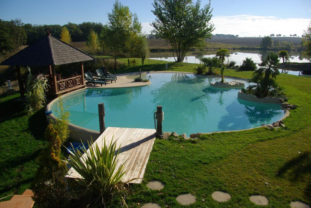 \u00BFQu\u00E9 aeropuertos son los m\u00E1s cercanos a Aeropuerto de Par\u00EDs-Charles de Gaulle? Bed and Breakfast Caraman Exterior foto